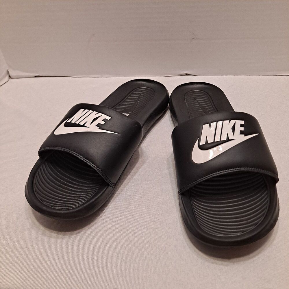 Nike Men's Victori One Slide Sandals Size 12M Slip-On Black Swoosh Shoes